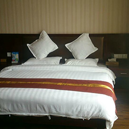 湖南常德漢壽泉鑫聚酒店